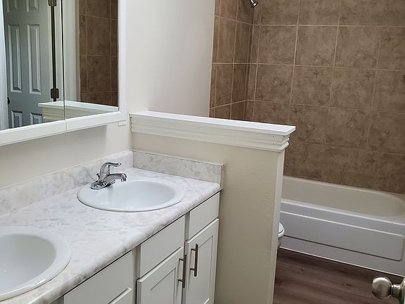 5th image of 6021 Flintridge Dr