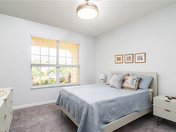 3rd image of 10423 Prato Dr