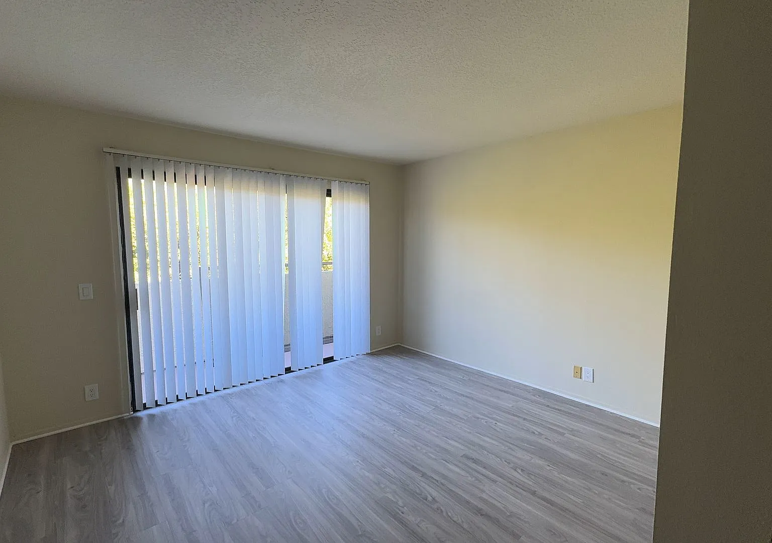 2 bed, $2,450 — Photo 3