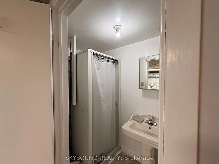 71 Cass Ave #19 — Photo 14