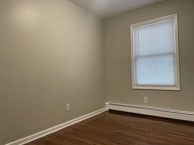 62 Broughton Ave #2 — Photo 8