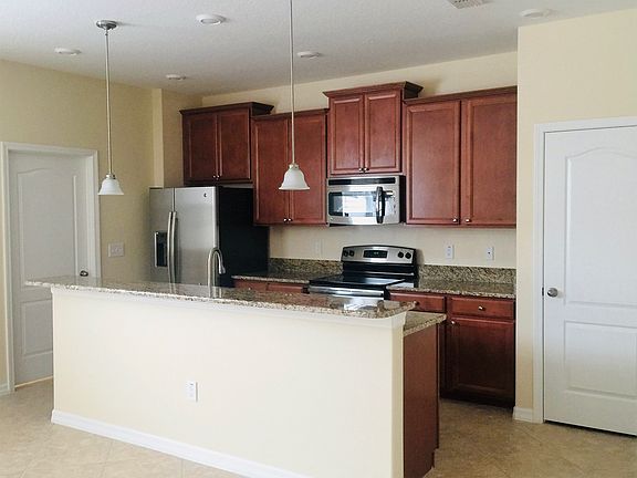 2nd image of 12826 Strode Ln