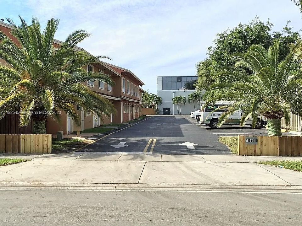 1st image of 16700 NW 55th Ave APT 3