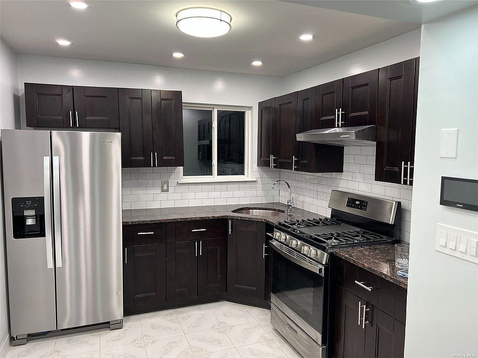1st image of 112-63 Bedell St Floor 1