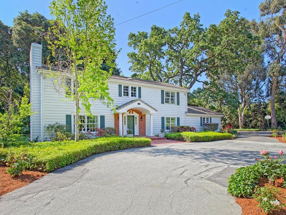 1st image of 100 Fair Oaks Ln
