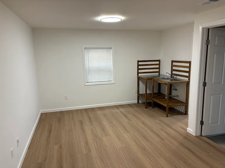 173 Harold Ave #1A — Photo 3