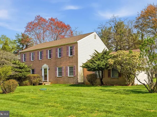 6628 Prestwick Dr, Highland, MD 20777
