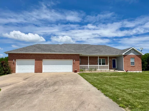 1840 N Hemlock Ridge Rd, Rocheport, MO 65279
