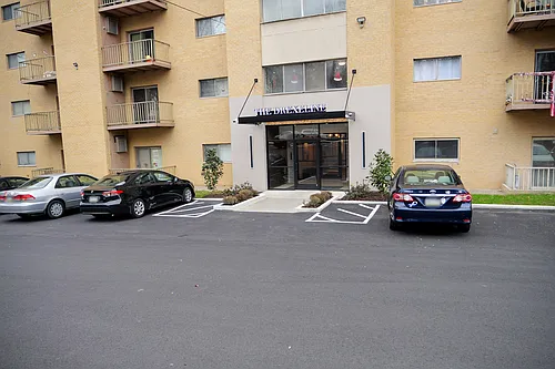 Drexeline Apartments Photo 1