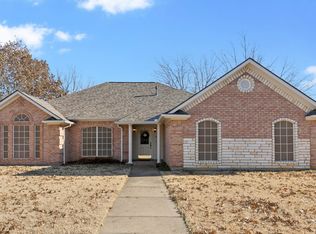 1619 Hyde Park Blvd, Cleburne, TX 76033