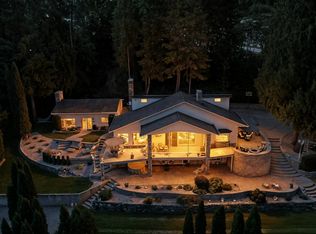 4842 Sunnybrae Canoe Point Rd, Columbia Shuswap, BC V0E 2X1