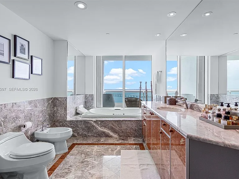 1643 Brickell Ave #2805 — Photo 25