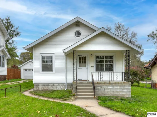 3024 Stone Ave, Omaha, NE 68111