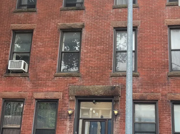 178 Union Street image 1 of 10