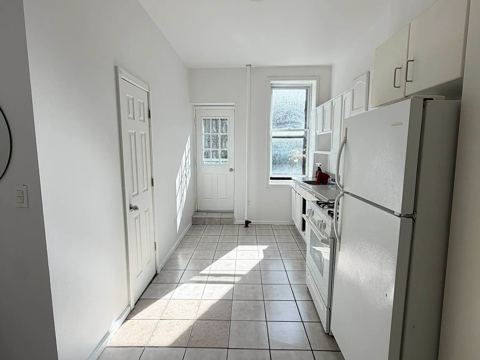 369 Columbia Street — Photo 2