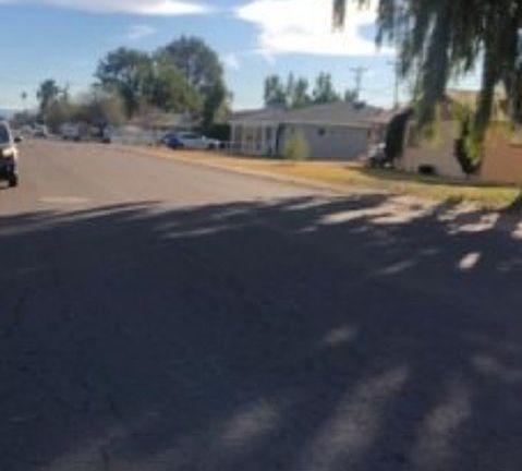 Exterior Neighborhood (street photo)