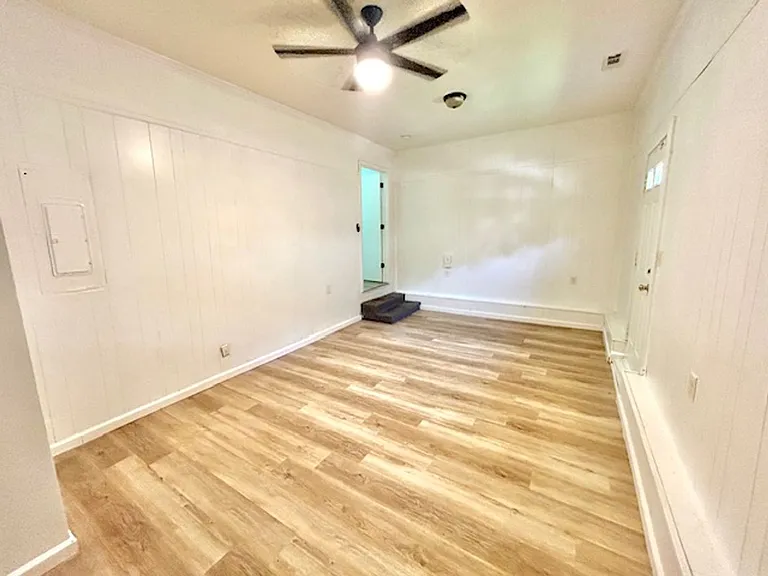 3215 Delia Ln NW — Photo 8