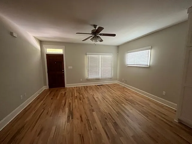 270 Lake St — Photo 3
