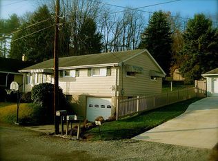 140 Orchard St, Apollo, PA 15613