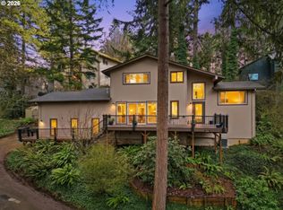 1996 Kimberly Dr, Eugene, OR 97405