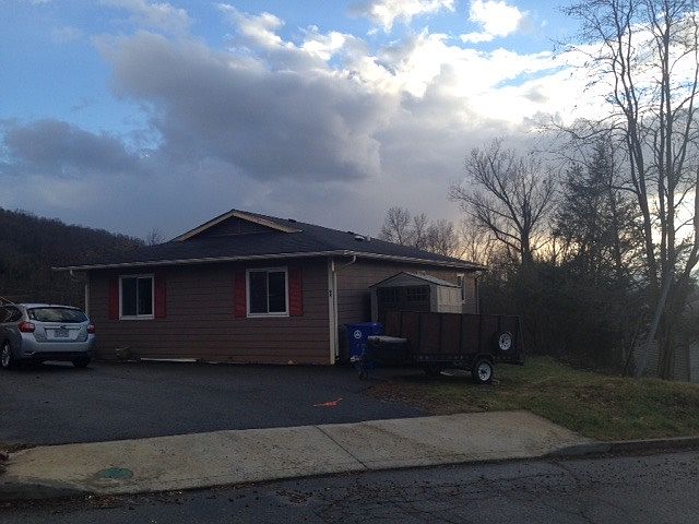 Exterior and drive from street