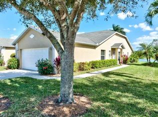 5607 Greenwood Cir, Naples, FL 34112
