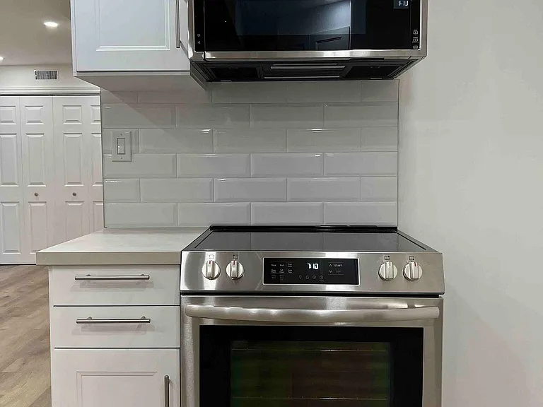 136 Pinnacle Trl #LOWER — Photo 9