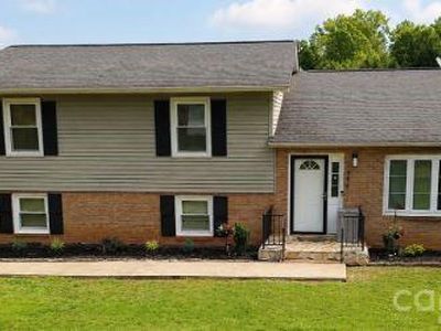 1984 Crestdale Ln, Newton, NC, 28658