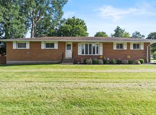 146 Eden Ln, Rochester, NY 14626