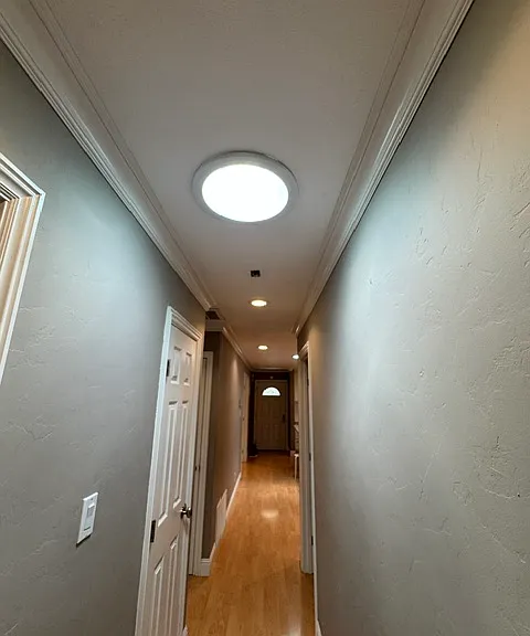 421 Ariel Dr — Photo 3