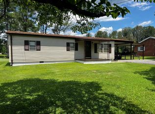 1100 Rice Ln, Big Island, VA 24526
