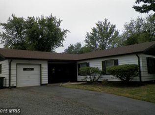 301 E Gordon St, Sterling, VA 20164