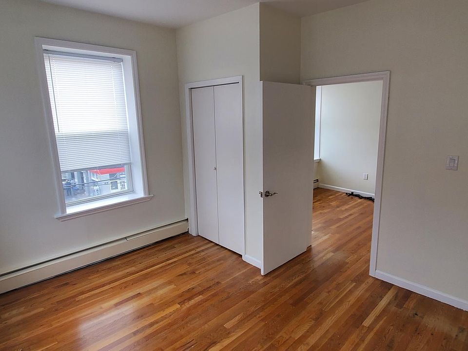 2nd image of 1058 Avenue C #7