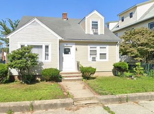 88 Commodore St, Providence, RI 02904