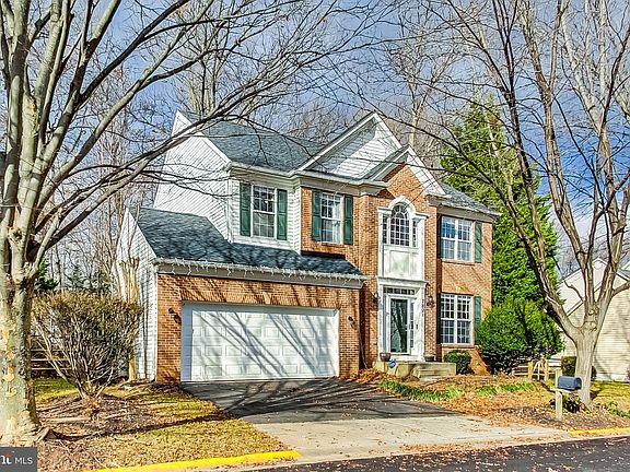 2nd image of 7821 Heritage Farm Dr