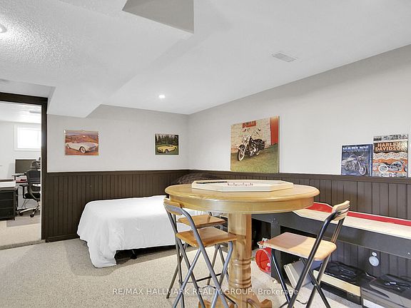 3rd image of 6151 Malakoff Rd