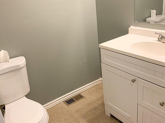 5th image of 6696 Sterling Dr
