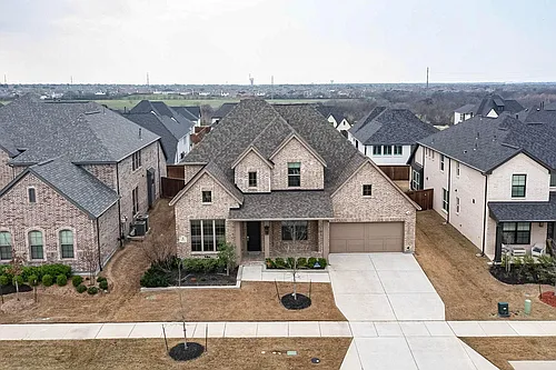 691 Meandering Ln Photo 1
