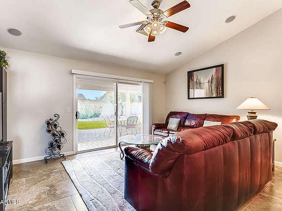 5th image of 8021 W Larkspur Dr