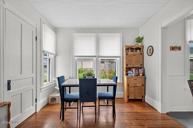 4th image of 58 Church Avenue