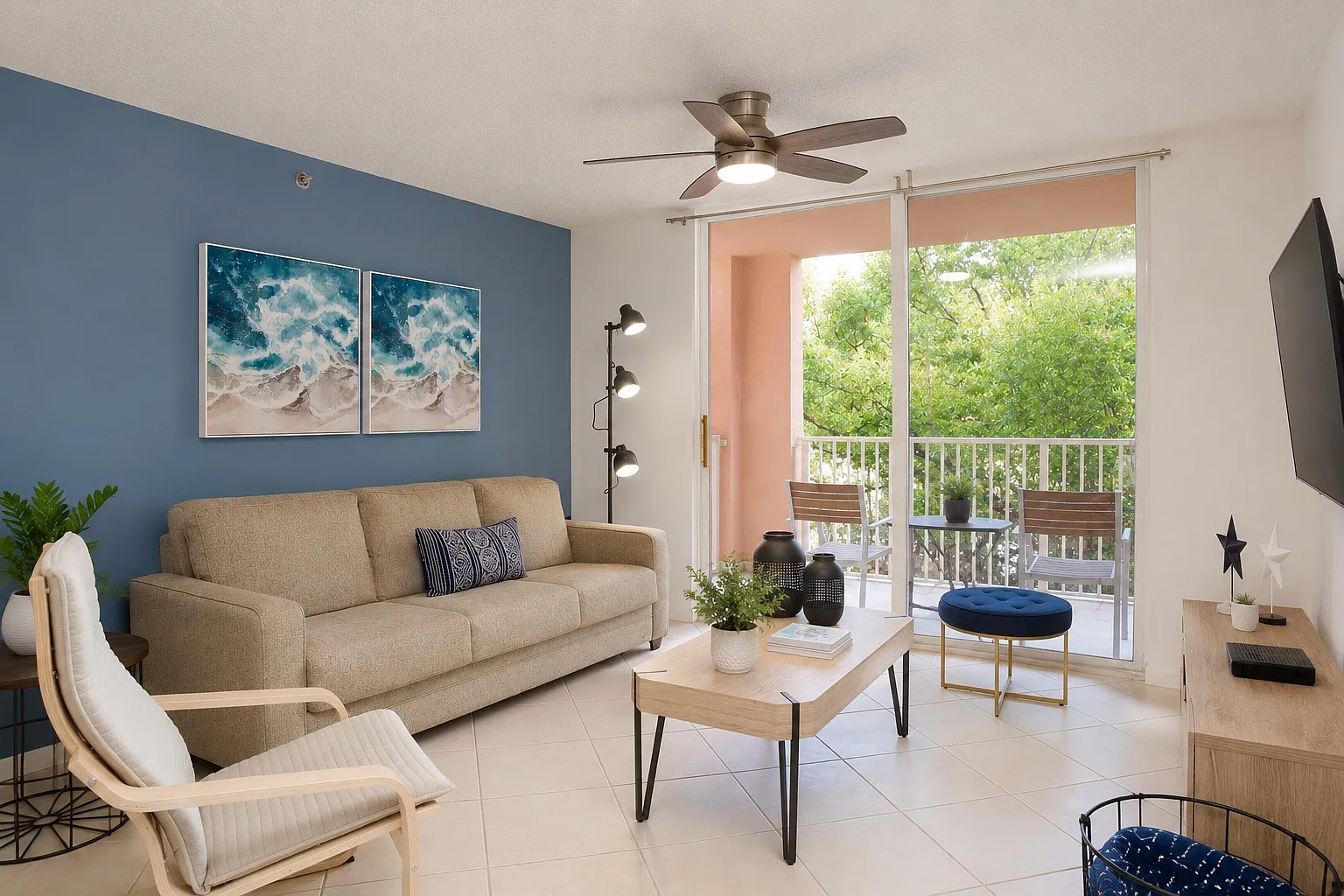 2 bed, 1180 sqft, $4,000 — Photo 2