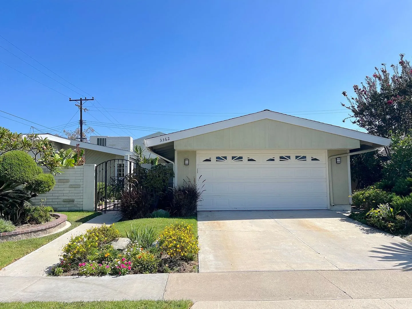 4 Bedroom home now available in Rossmoor community — Photo 1