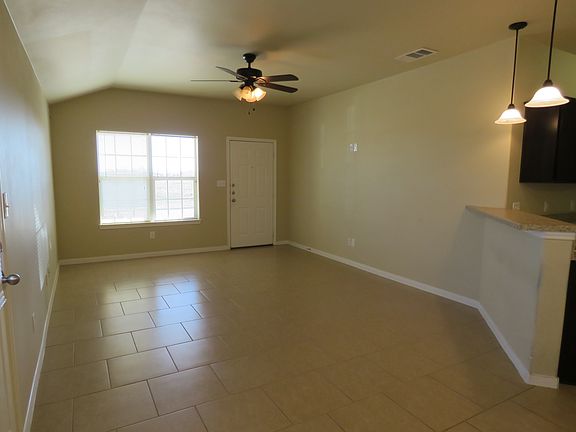 3rd image of 4309 Cambridge Dr #B