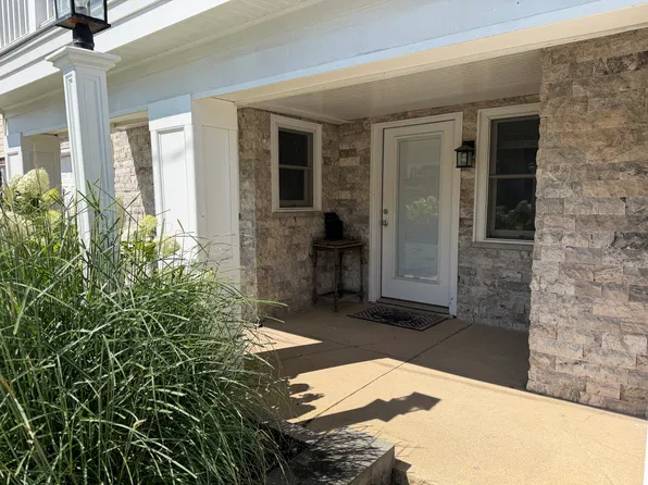 35 Trenton Ave #1-E, Long Beach, NY 11561