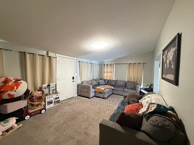 617 De Laura Cir — Photo 8