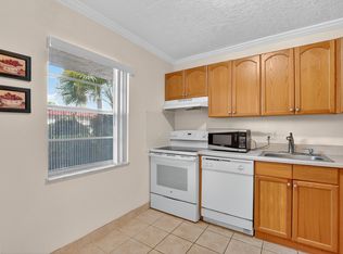6 Abbey Ln APT 106, Delray Beach, FL 33446