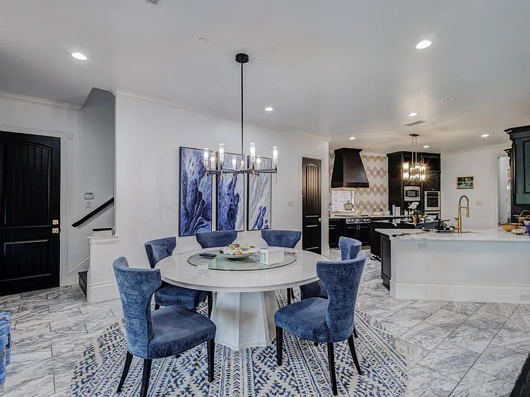 2871 Creekwood Ln — Photo 8