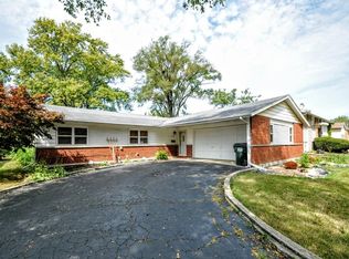 17518 Oakwood Dr, Hazel Crest, IL