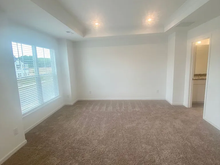 10108 Guardian Dr — Photo 9