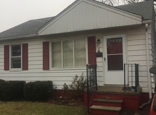 8121 Helen St, Center Line, MI 48015